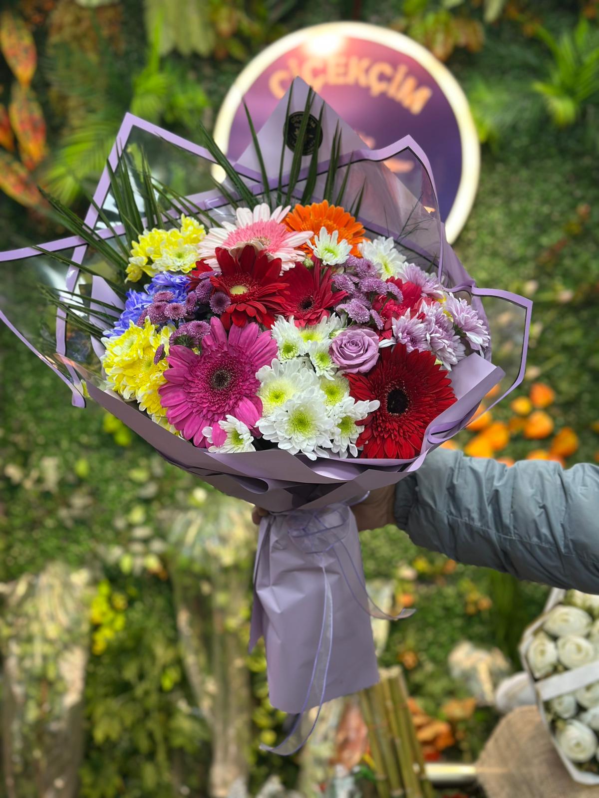 Karişik Renk Şöleni Buketi