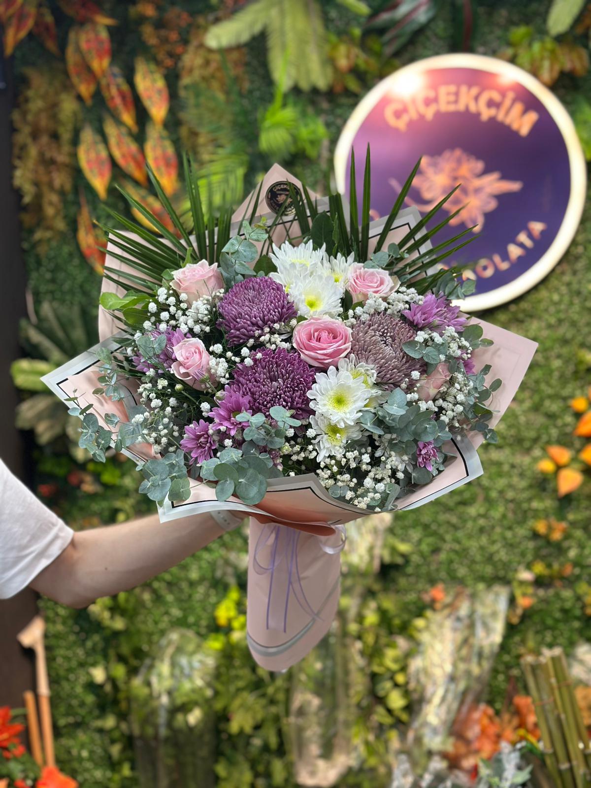 Pembe Renk Karnavali Buketi