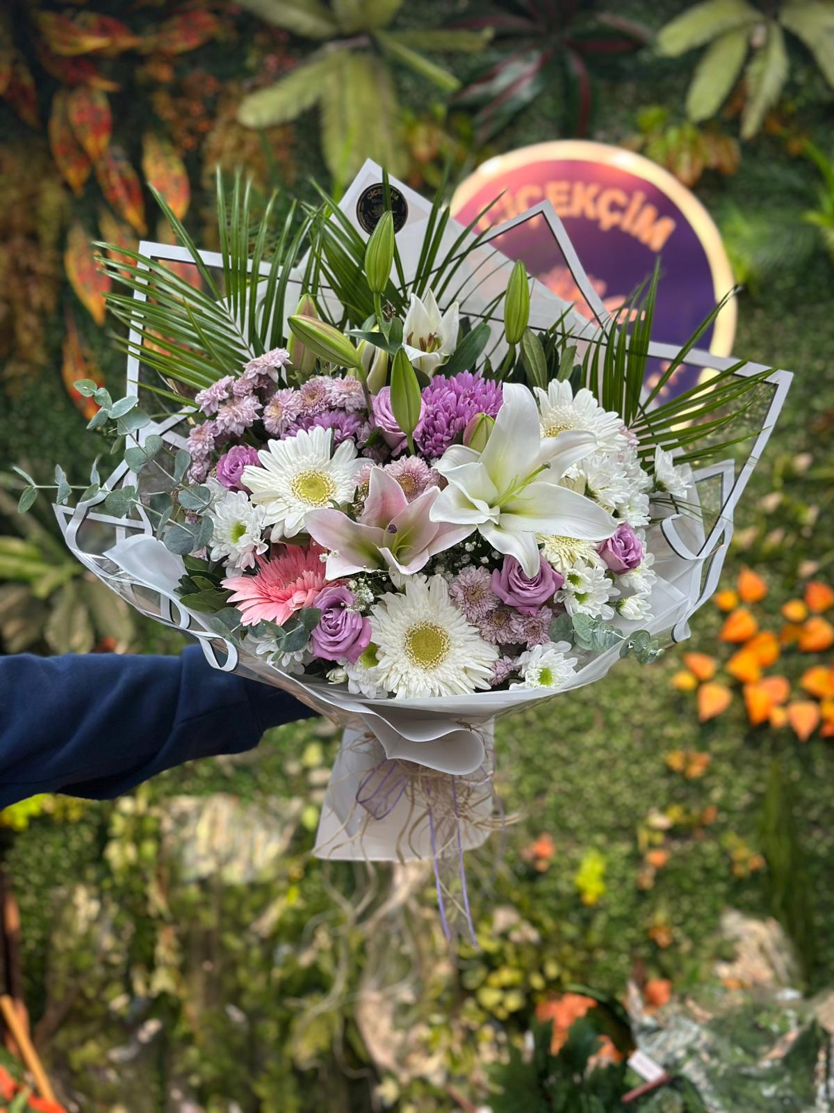 Lilyum Karnaval Buketi