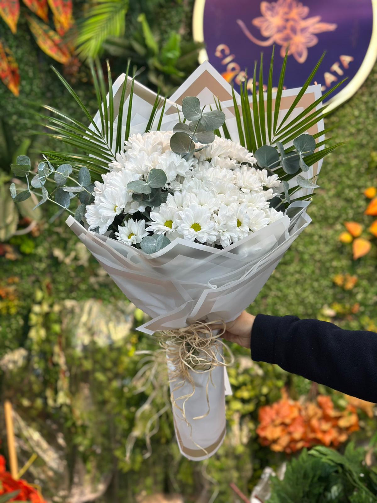 Sade Papatya Okaliptüs Buket