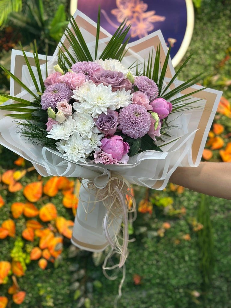 Kasımpatı Lisyantus Lila Gül Buketi