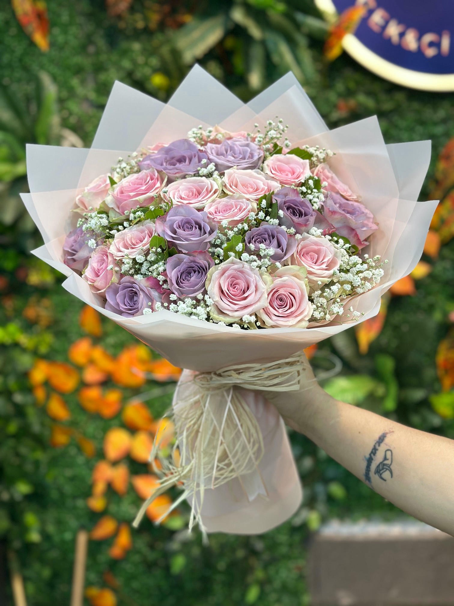 31 Güllü Pembe Lila Gül Buketi 