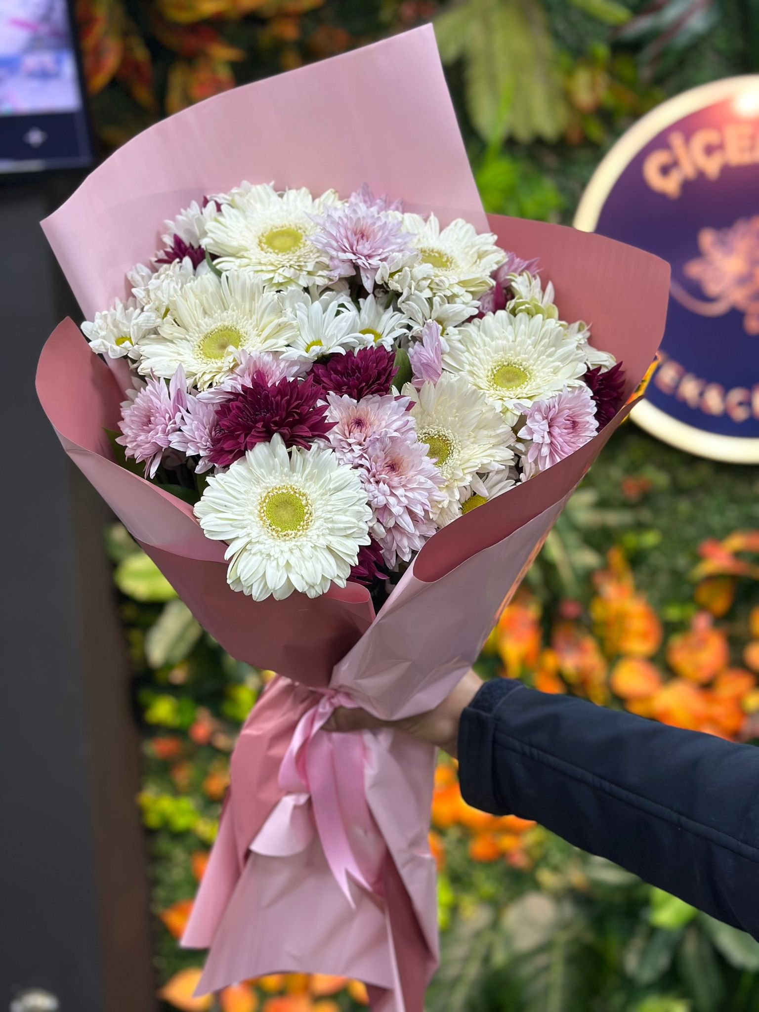 Beyaz Gerbera Karışık Buket