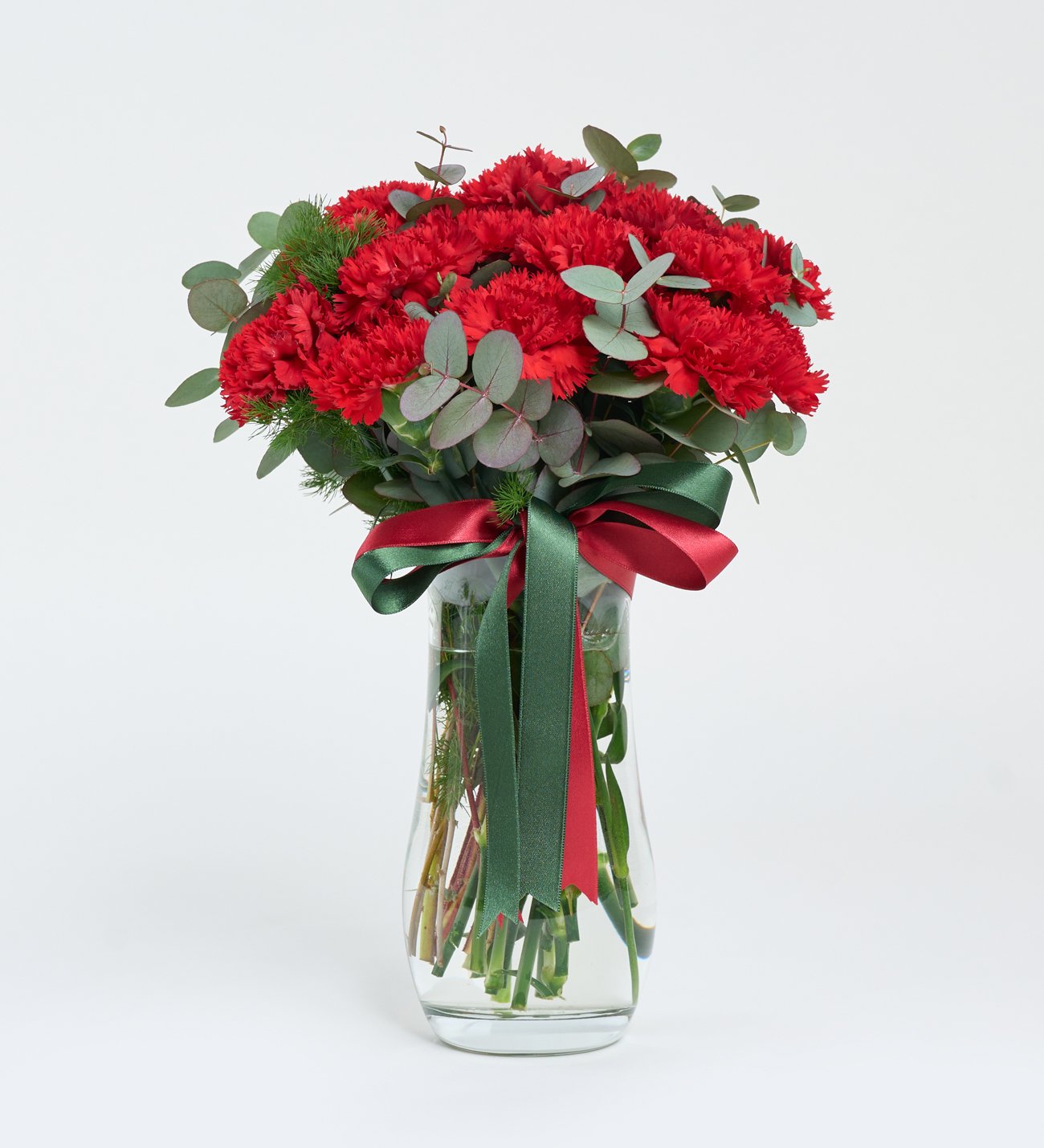 Vazoda Kırmızı Karanfil Aranjmanı